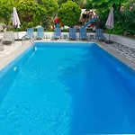 Apartament Breeze *